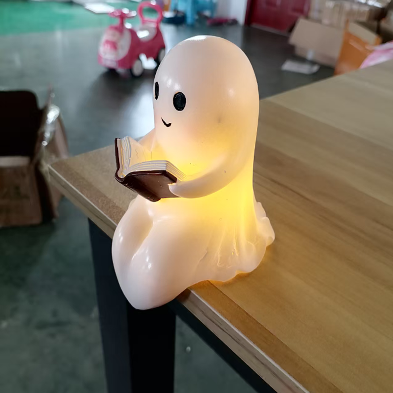 New Cute Ghost Reading Book La - Home Cinema Lighting recension och pris